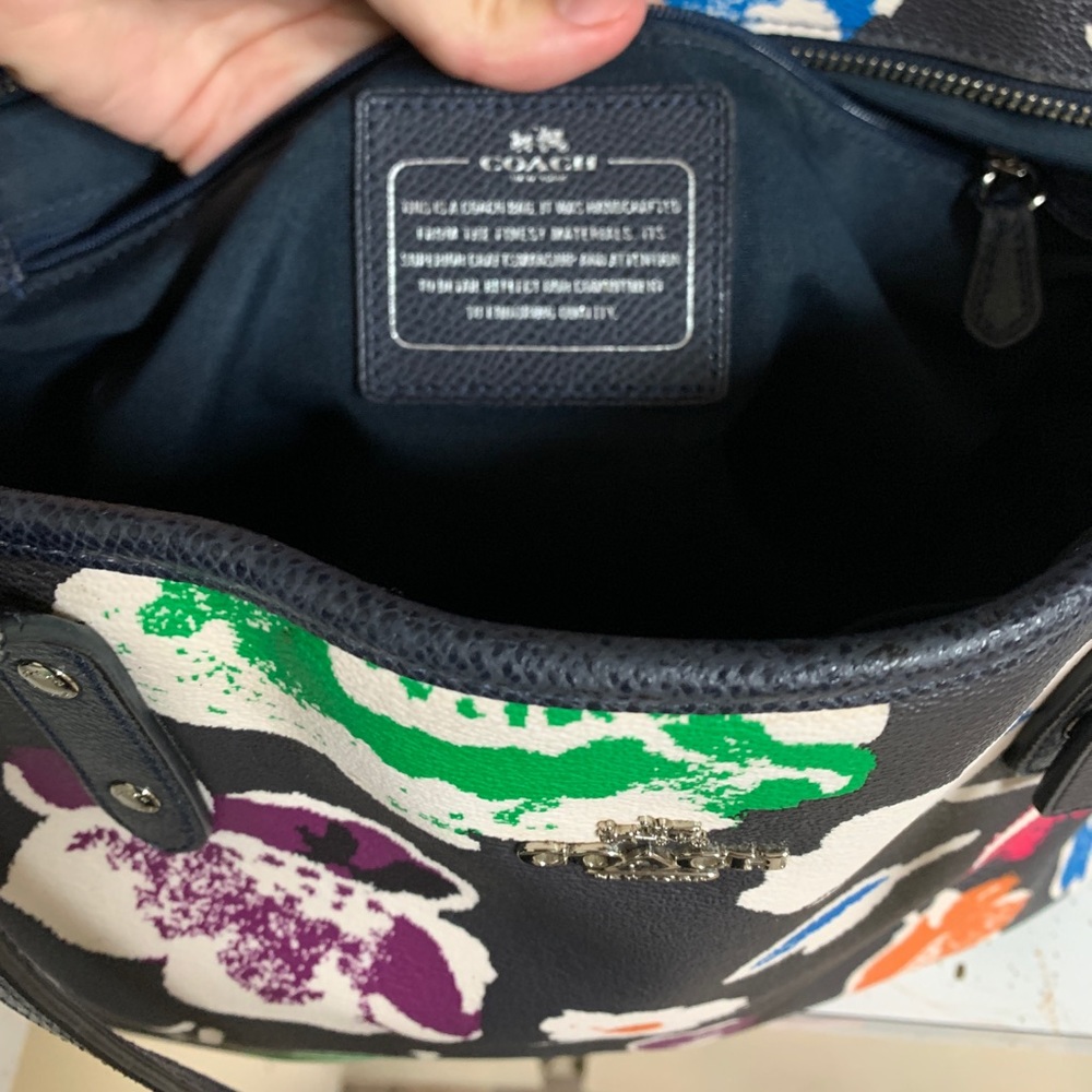 Coach Purse - Picture 5 of 7